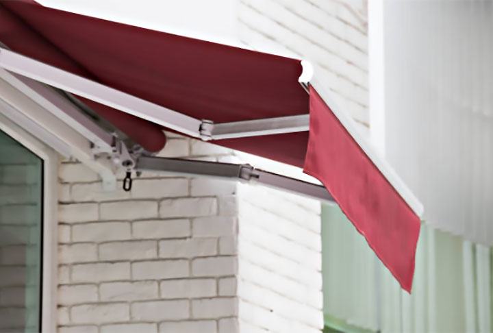 independent awning companies